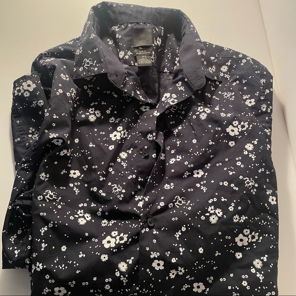 H&M mens long sleeve button up